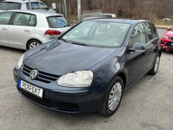 VW Golf 1.6i