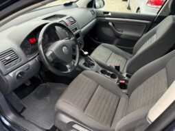 VW Golf 1.6i