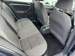 VW Golf 1.6i