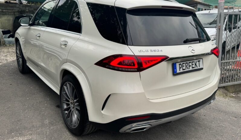 
								Mercedes-Benz GLE 350d AMG full									