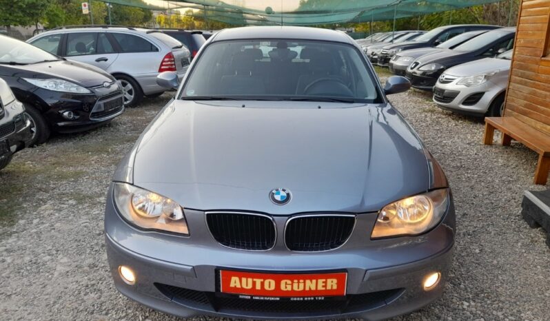 
								BMW 118 d Klima full									