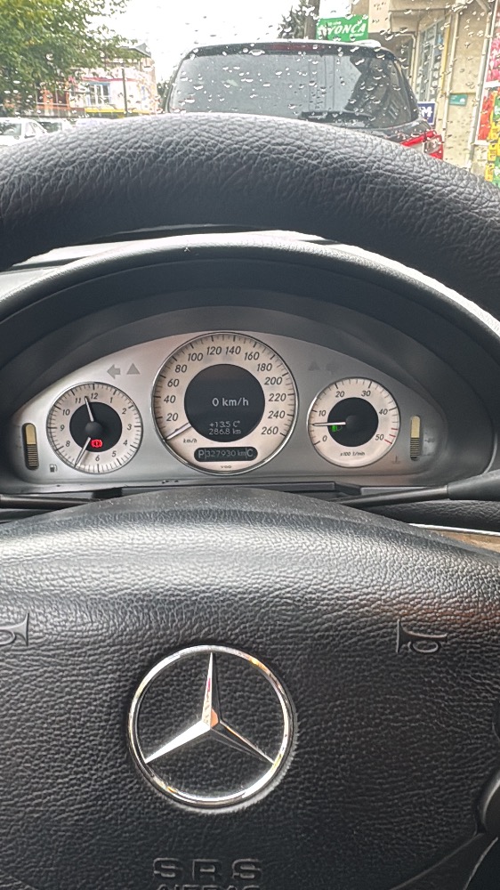 Mercedes E320 Avangarde 4Matic