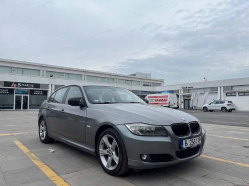BMW 318 2011
