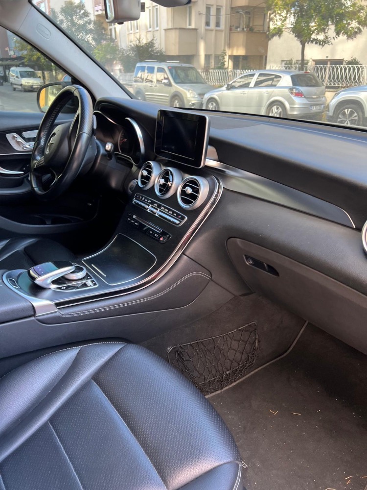 2016 Mercedes glc300