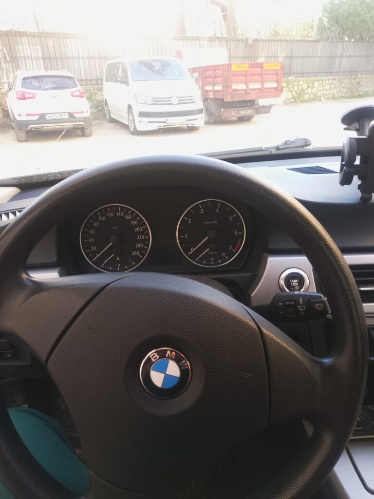 BMW 3.20