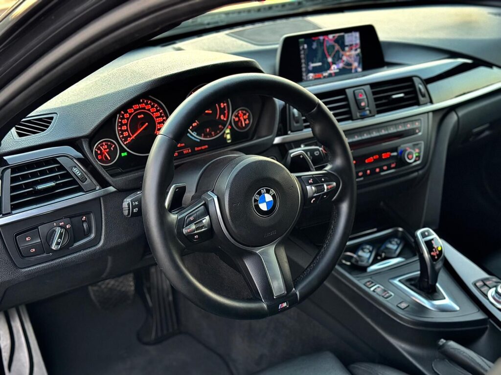 BMW 3.20