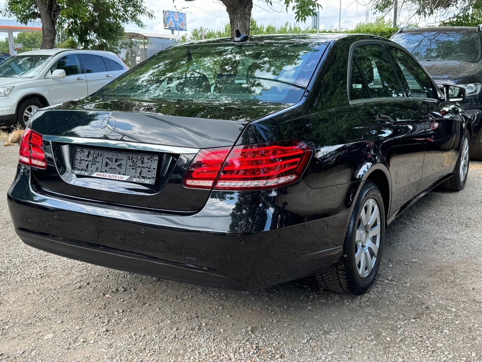 Mercedes-Benz E200
