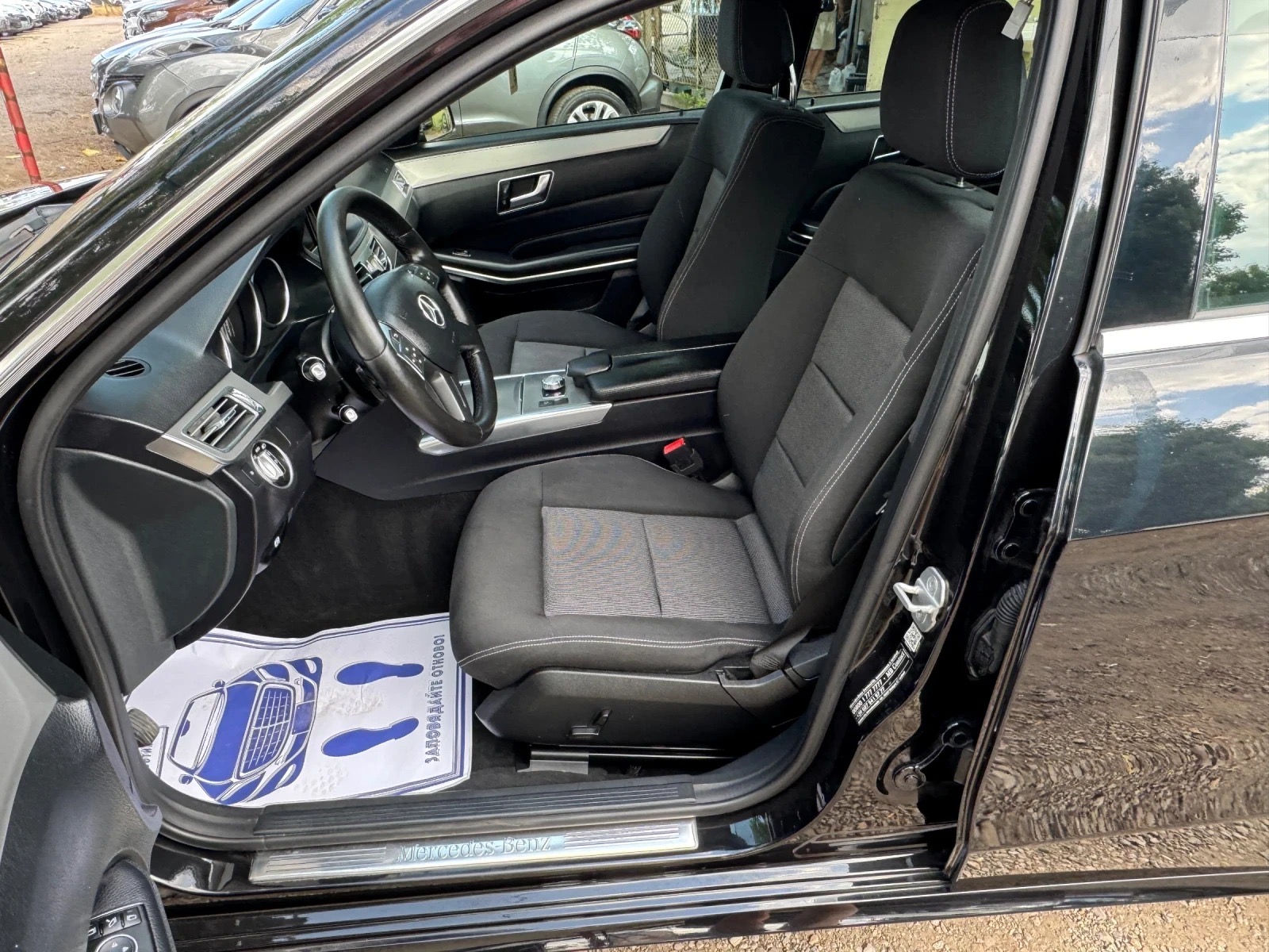 Mercedes-Benz E200